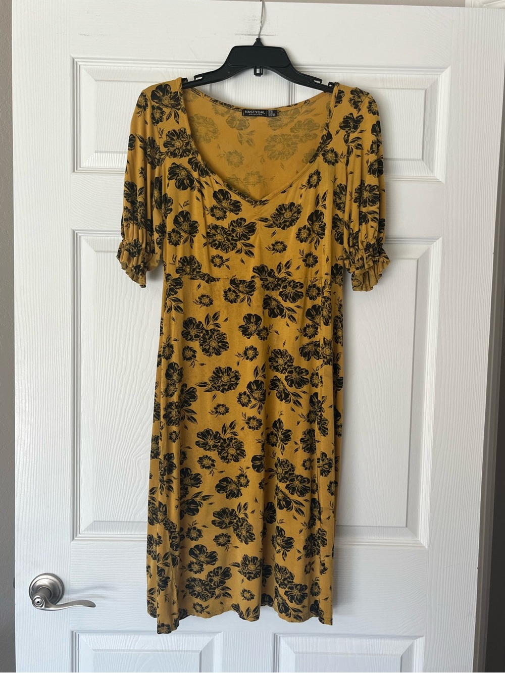 Nasty Gal Floral Midi Dress